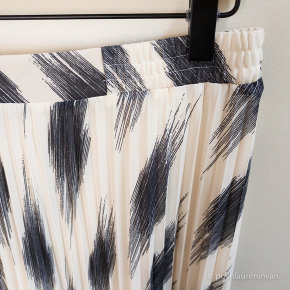 M&S Collection Printed Pleated Maxi Skirt  *NWT* – Size US 8 Tall - Picture 7 of 16